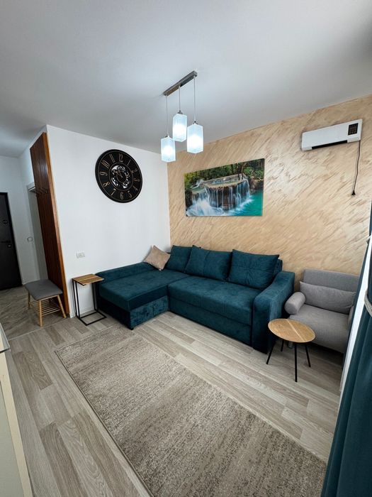 Inchiriez garsoniera spatioasa, statie STB la bloc, parcare