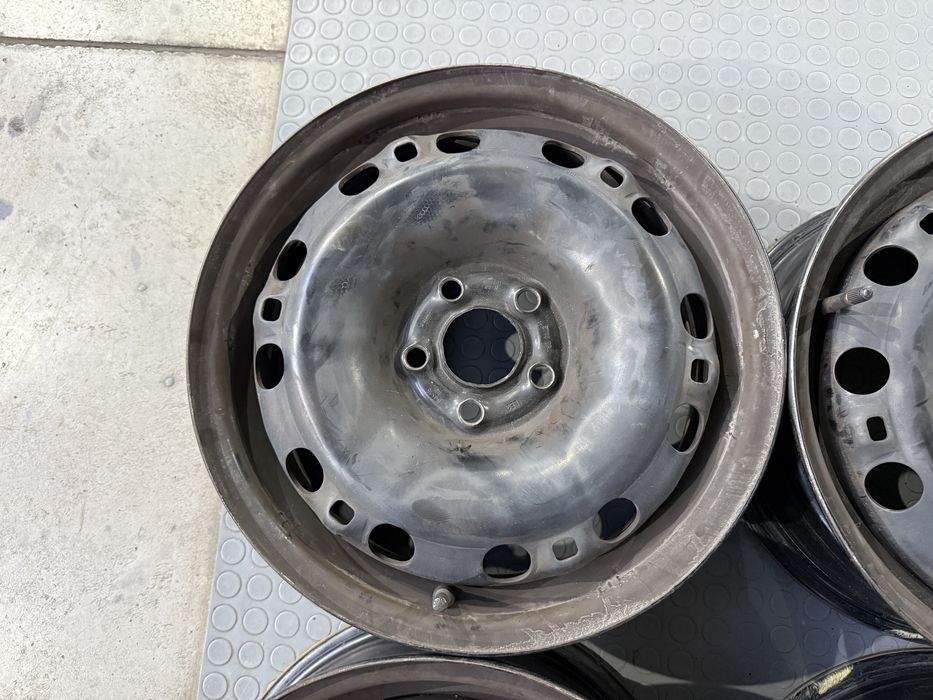 4бр. ОТЛИЧНИ 15” Железни Джанти 5х100 за -SKODA/VW/VAG- 6Jx15H2, ET43