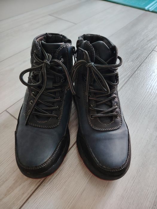 Ботинки демисезонные на мальчика 32 размер