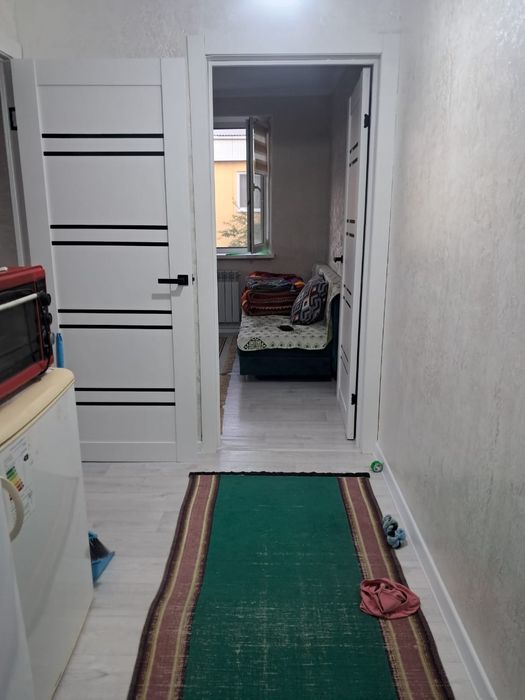 Продаётся 2кв в районе "Спутник" со свежим ремонтом.