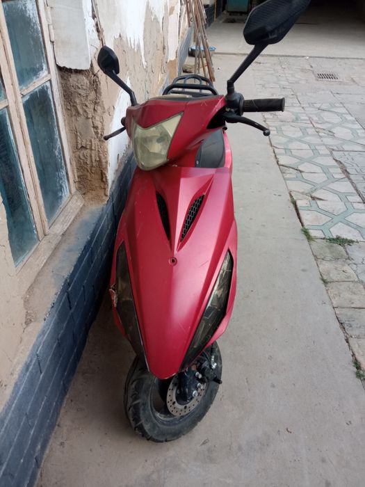 Продается Скутер срочно