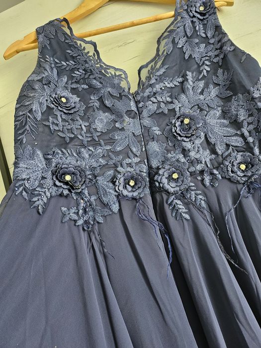 Дълга официална рокля