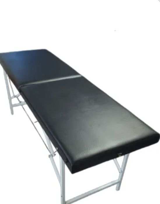 Продам кушетку б/ у 25т