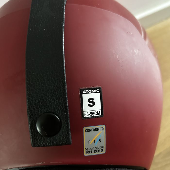 Vand Casca Ski Atomic FIS