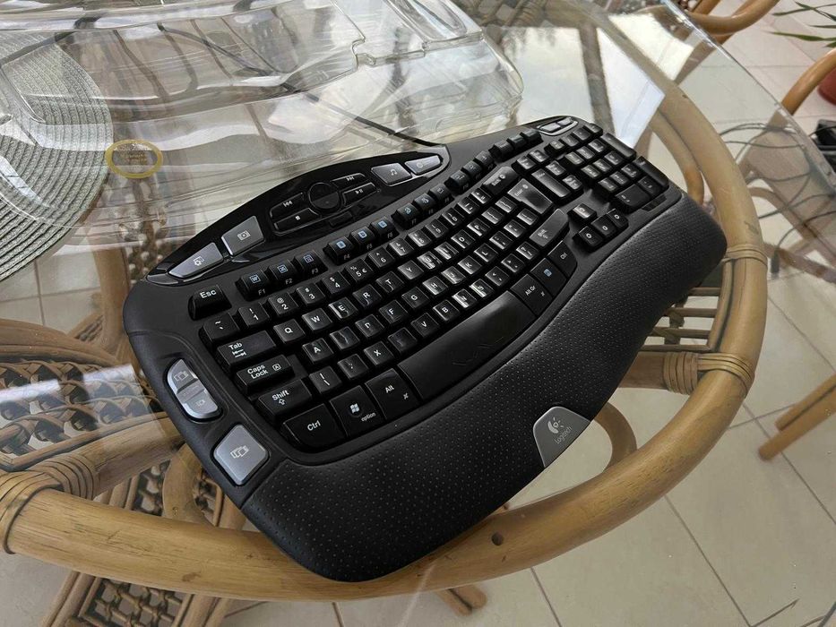 Tastatura PC ergonomica / gaming – Microsoft, Logitech, Roccat