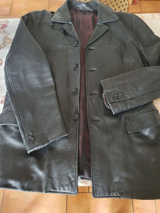 Vând trei geci bărbătești