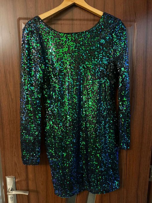 Рокля за продажба