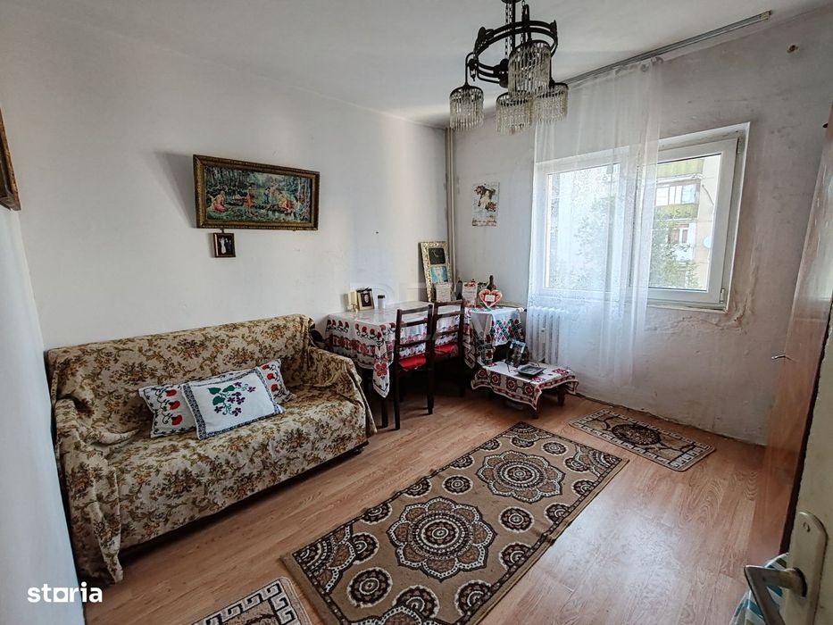 3 camere, decomandat, et 7/10, bloc din 1978/ Drumul Taberei