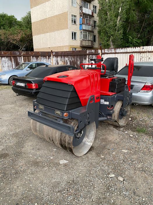 Укладка асфальтобетоных работ