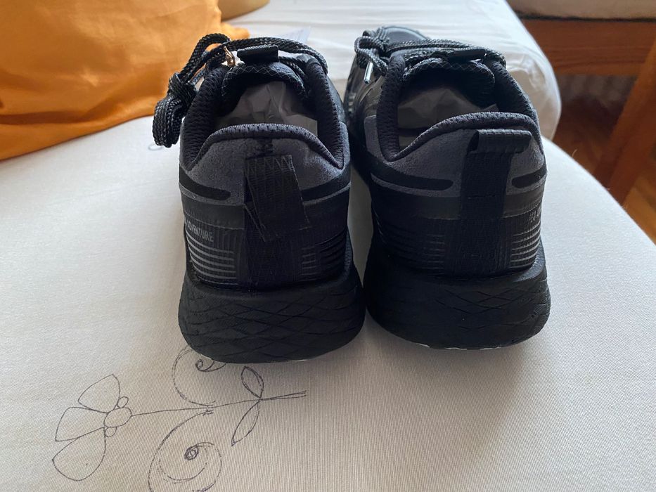 маратонки Reebok ,стелка. -23,5см. номер 37,USA-6,5