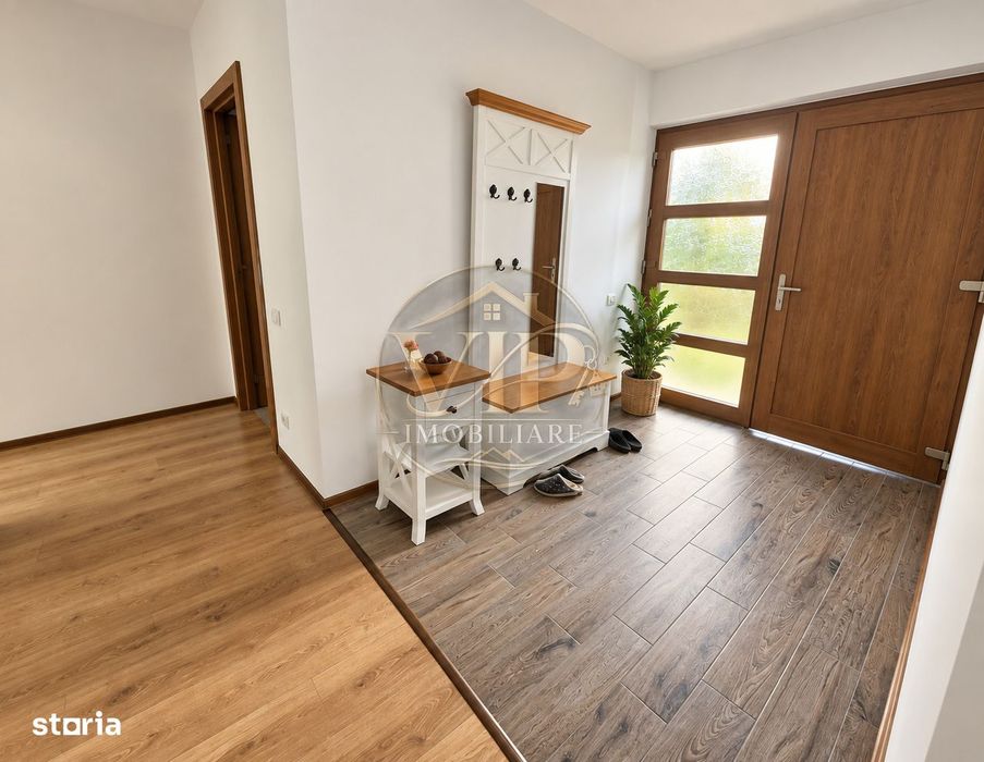 Casa tip duplex  cu 4 camere,210 mp teren,Zona Arex