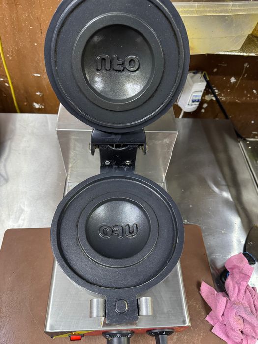 Уфо Бургер тостер