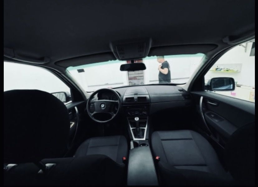 Vând bmw x3 fac şi schimb
