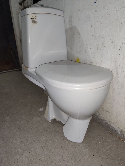 Унитаз тегін беріледі