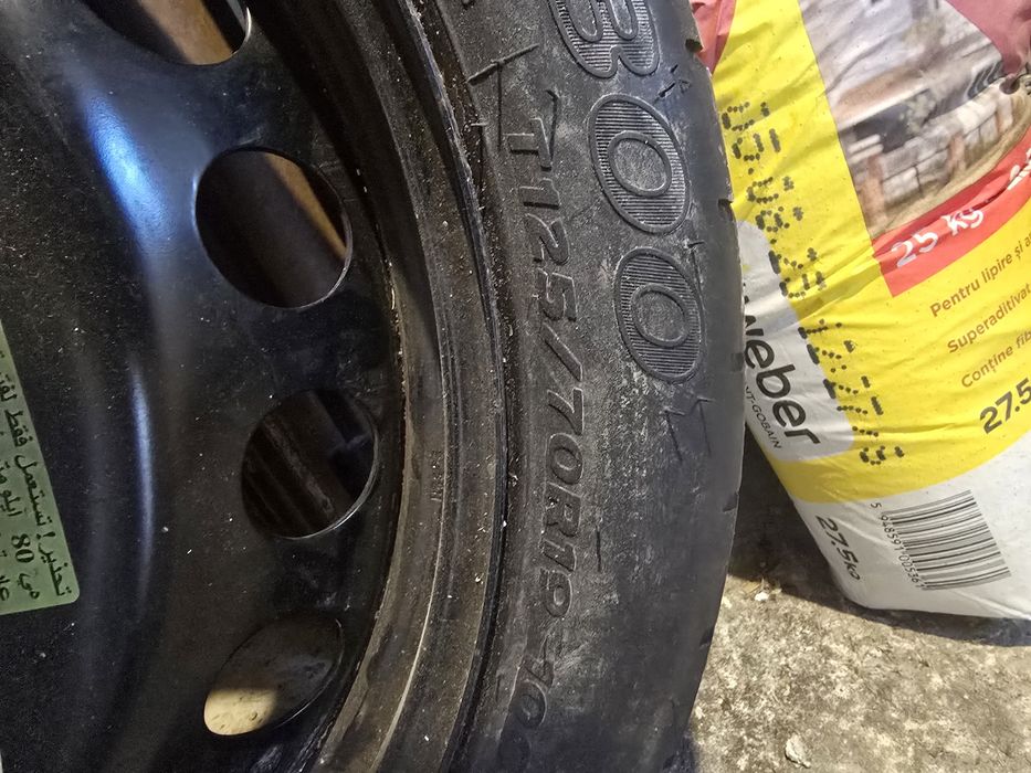 Vând roata de rezerva Audi slim T125/70R19 ET29