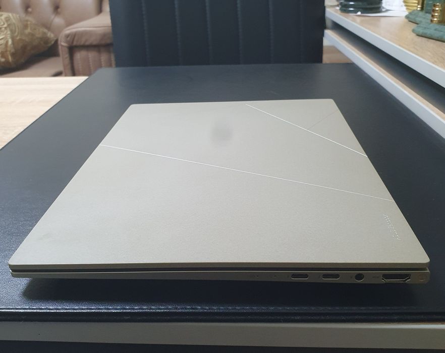 ASUS Zenbook 14.5" OLED WQ+ Korea