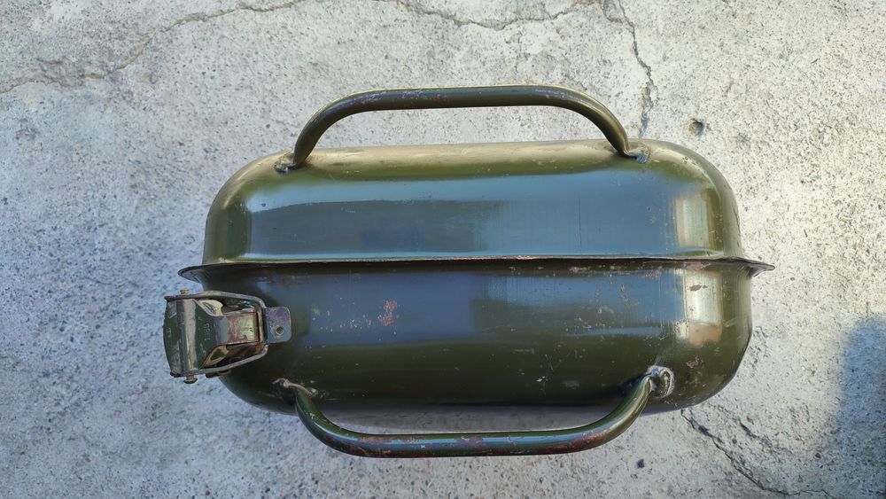 Новая союзная, военная канистра 30- литров.