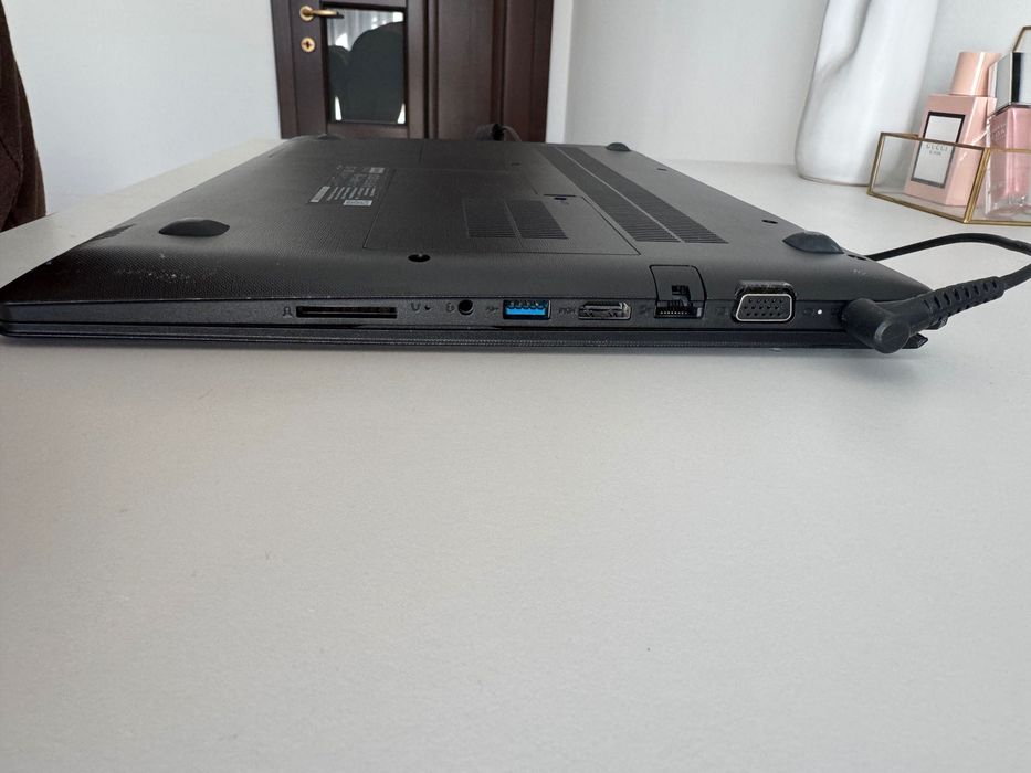 Laptop Lenovo IdeaPad 310 15ISK– Perfect pentru Școală, Office și Filme