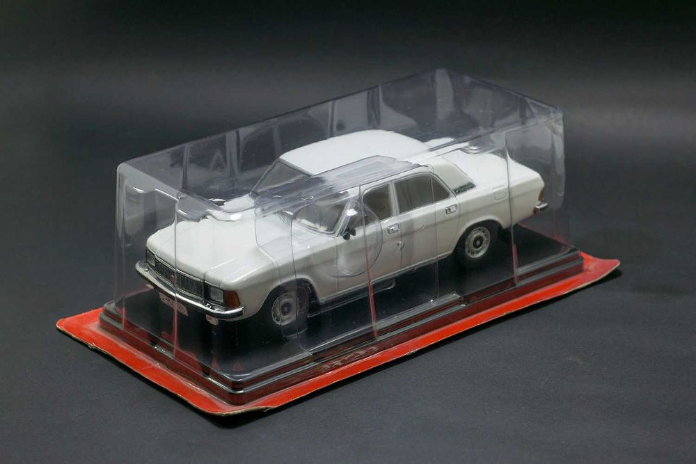 БОЛЬШАЯ игрушечная модель ВОЛГИ: ГАЗ-3102 и другие в масштабе 1:24