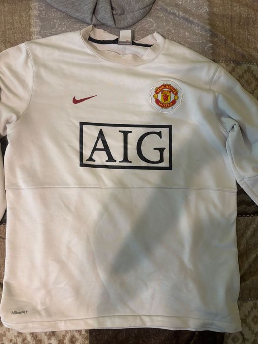 Мъжки маркови суичъри