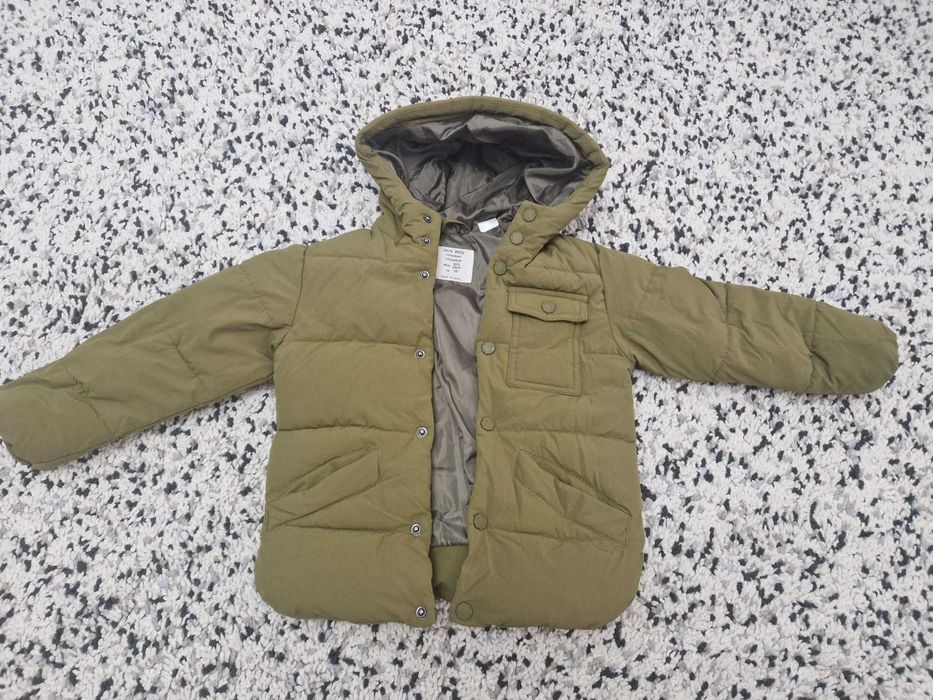 Geaca Zara de iarna, marimea 98 cm (2-3 ani), stare impecabila