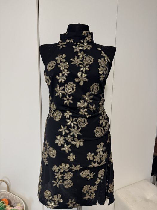 Платье вечерние тематические