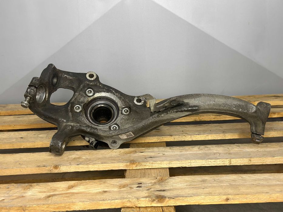 Преден ляв шенкел AUDI A6 A7 4G0407241C