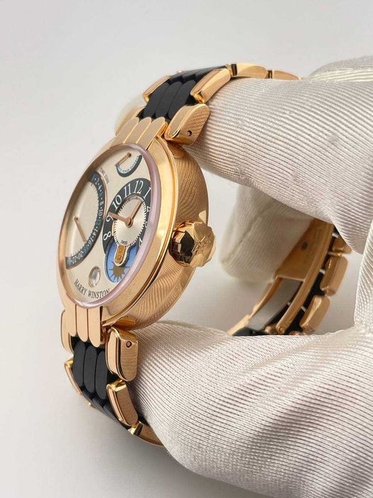 Часы Harry Winston Premier Excenter Timezone