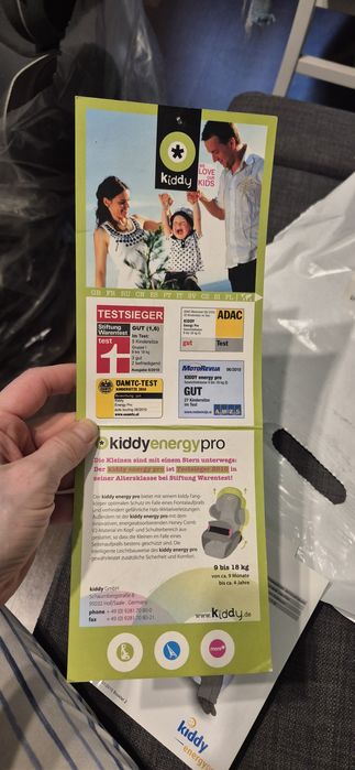 Продам авто кресло