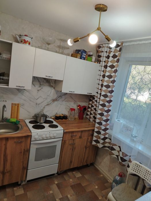 Продам  1 комнатную квартиру на химах