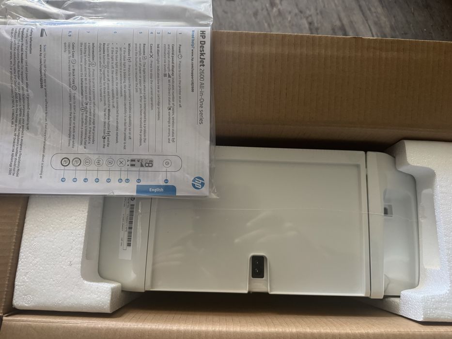 Продавам принтер HP DeskJet 2622 All-in-One – чисто нов