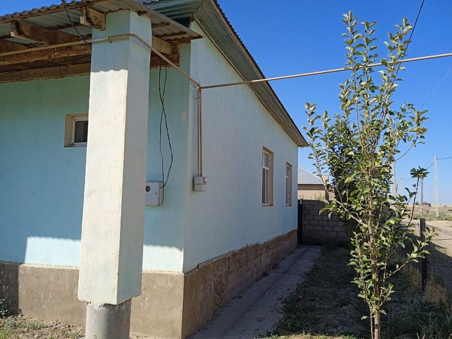 Үй сатылады.  Бадам ауылынан