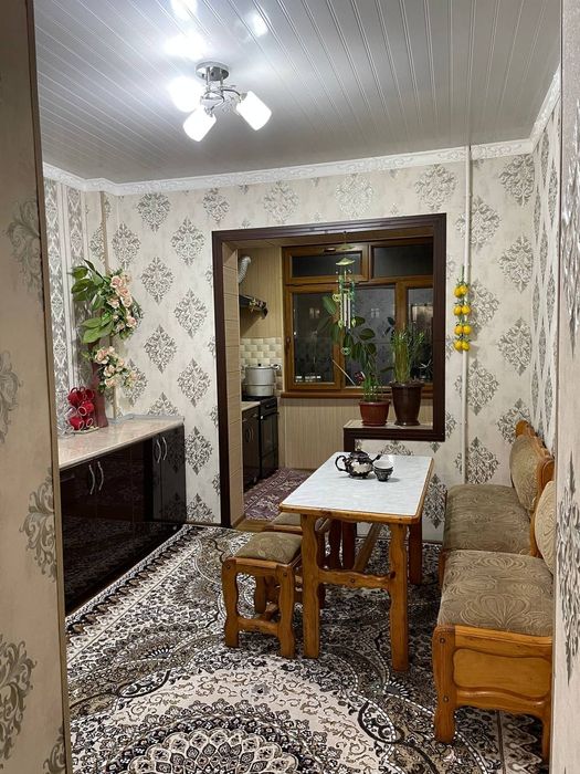 Продаётся 4 комнатную квартира на Сергели 6