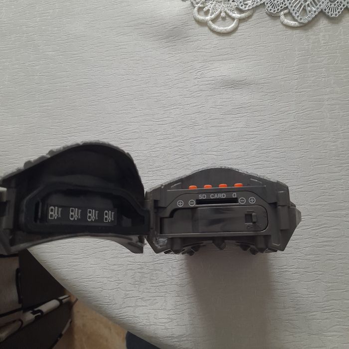 Vând camera vanatoare ca noua