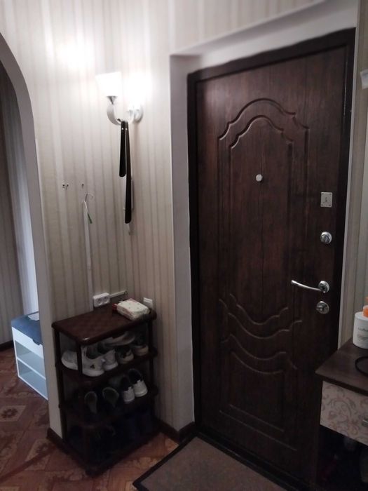 Продаётся 3 х комнатная квартира