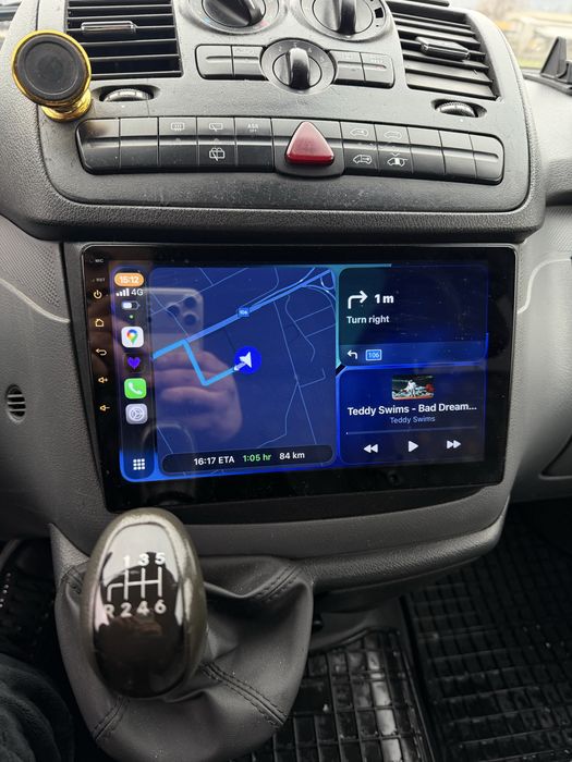 Mercedes Vito 110кс 9 местен Ръчка