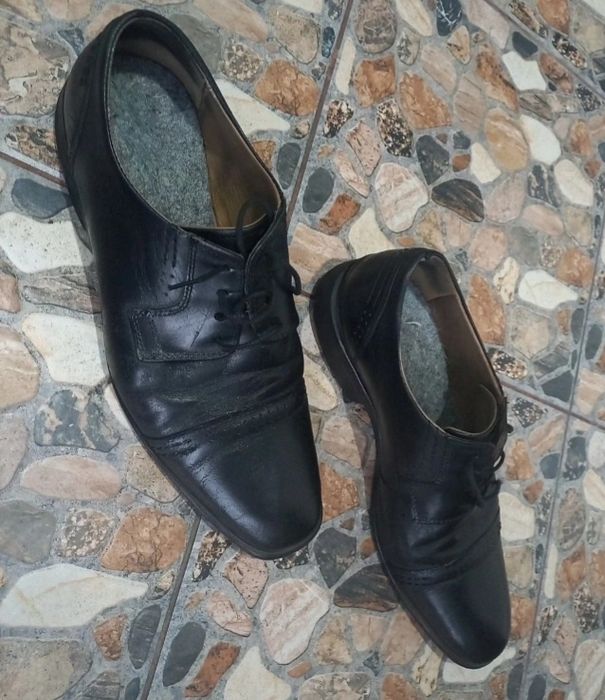 Pantofi barbati piele naturala marcaLasocki masura44-45 stare perfecta