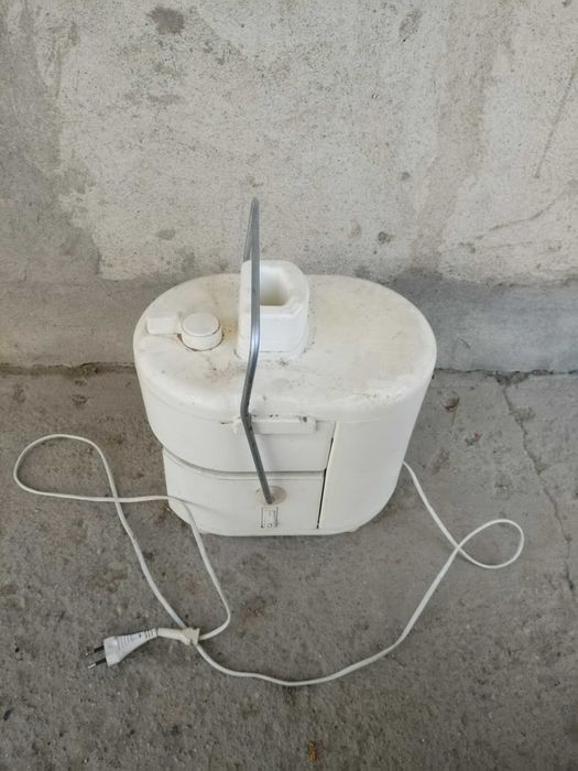 Соковыжималка продам