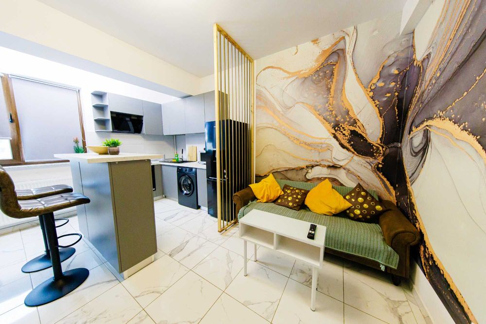 IS LUX!! Cazare Regim Hotelier Iasi Zona Palas-Centru-Aeroport 1-2-3 C