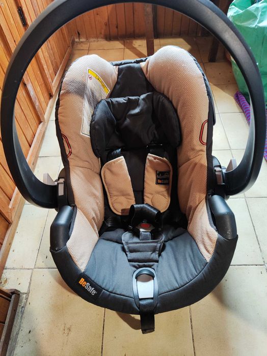Бебешка кошница за кола BeSafe