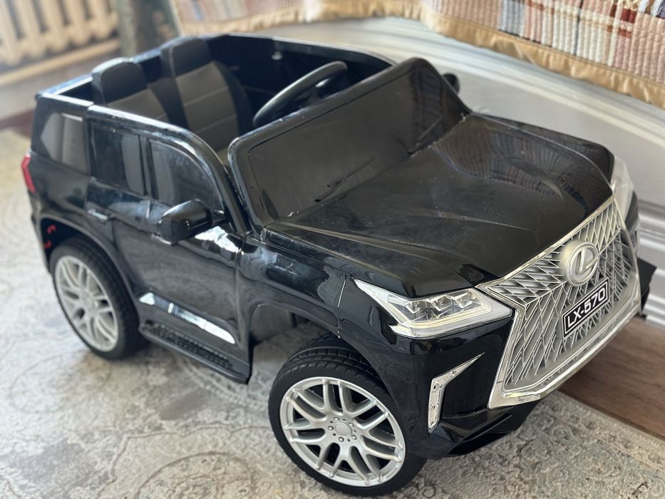 Продается десткая машина