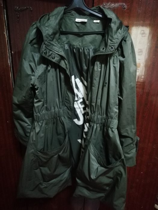 Продам женский плащ