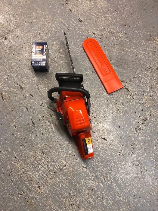 Vând motofierăstrău (drujbă) Husqvarna 545 Mark2