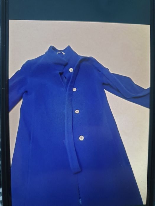 Пальто стильное , шикарное