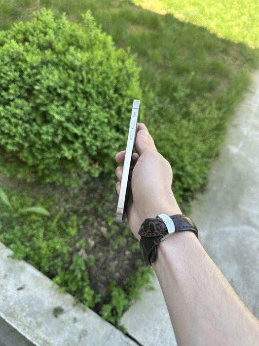 iPhone XR 15 Pro korpusda 128GB