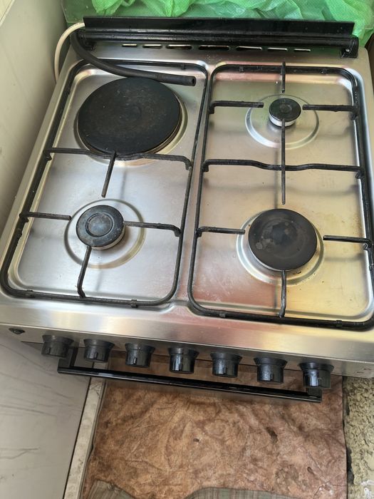 Газовая плита рабочая