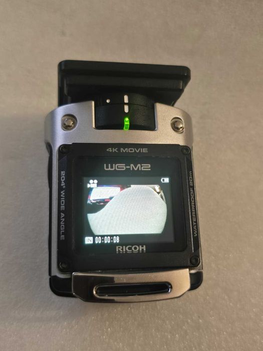 Cameră Video de Acțiune Ricoh WG-M2 Ultra HD 4K, Obiectiv Ultra-Wide 204°, Wi-Fi, Argintie