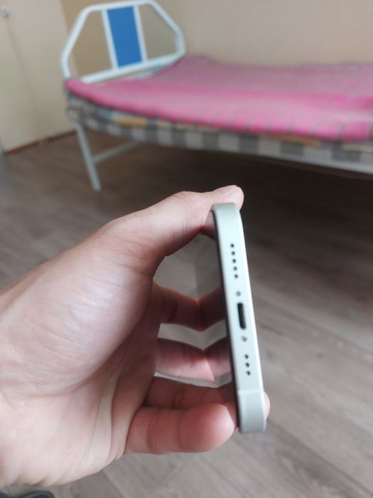 Iphone 12 ozi 64 GB ochilmagan radnoy telefonga garantiya