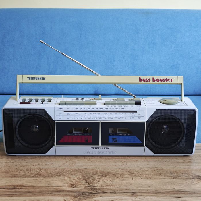 Ретро Стерео Радиокасетофон Telefunken RC 760 TS с Bass Booster – Немска Мощ