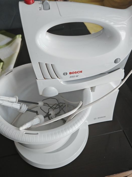Vând mixer Bosch